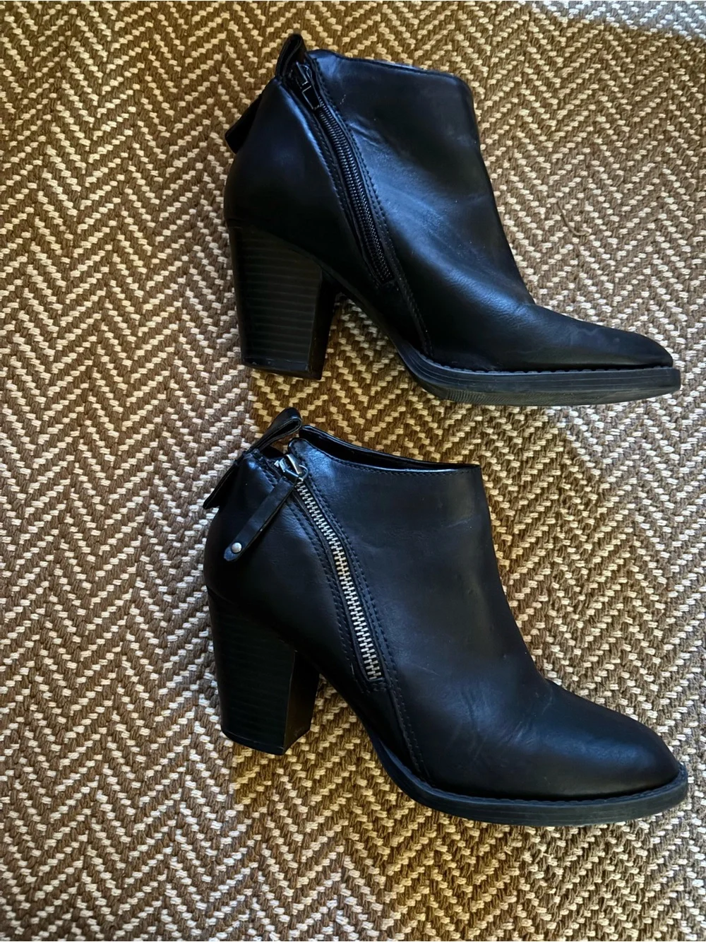 American Eagle Ankle Boots Double Zip w/ Block Heel Size 7 Black